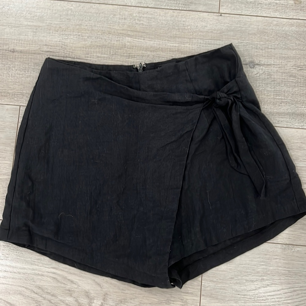 Black High Waisted Tie Skort